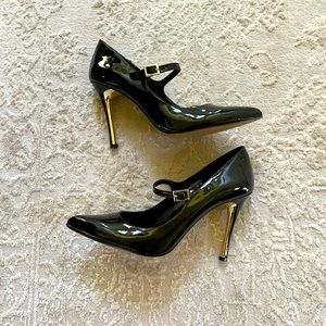 Vince Camuto Pumps - Gold Heel